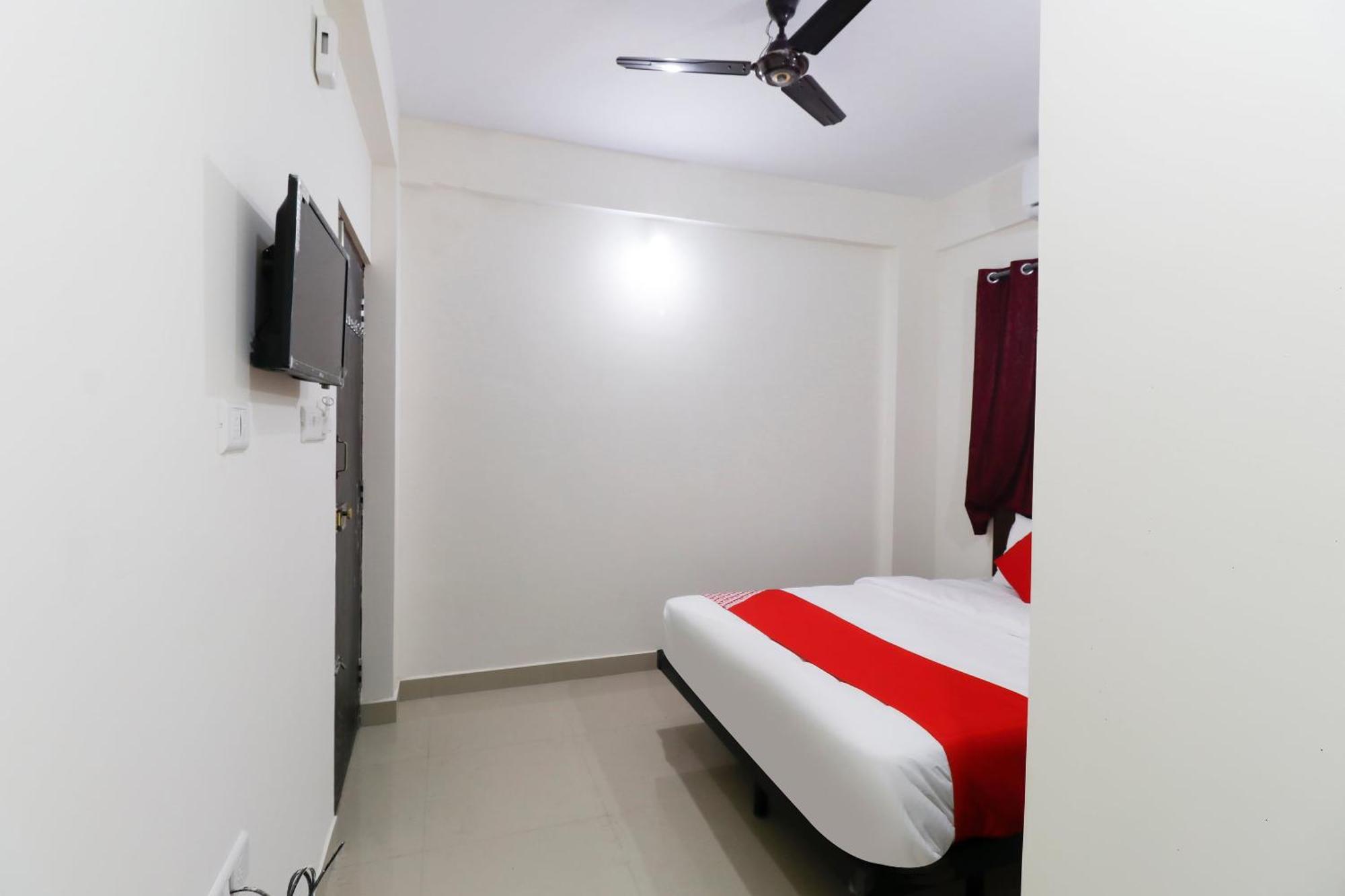 Hotel O Kudlu Gate Mmr Bangalore Buitenkant foto